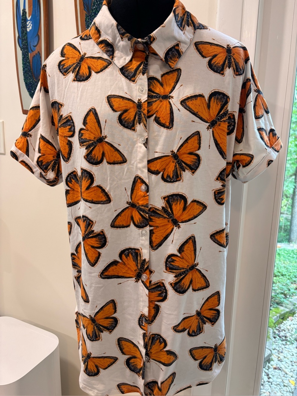 LuLaRoe Charlie Button Up Shirt White Orange Monarch Butterfly Short Sleeve